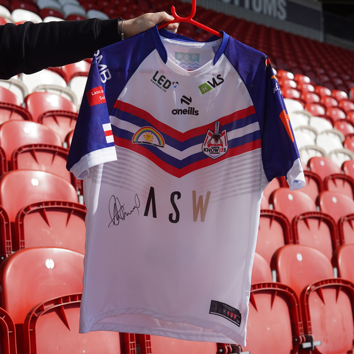 (Signed) Alex Walmsley Warm Up Top